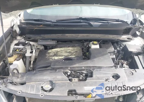 2017 Nissan Pathfinder Sv z USA, uszkodzony, nr VIN 5N1DR2MN7HC685340